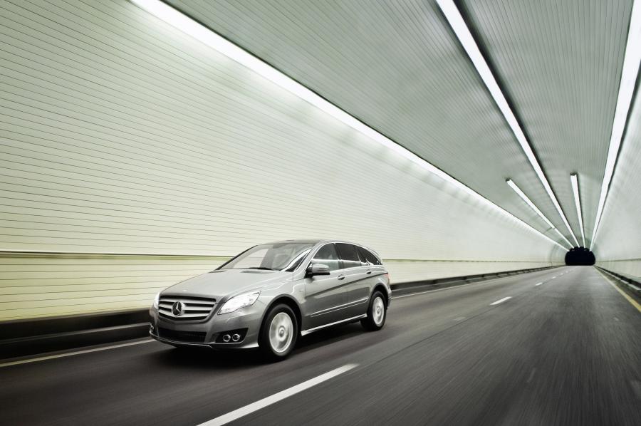  Mercedes-Benz R-Class 2011 года  (фото 102 из 186)